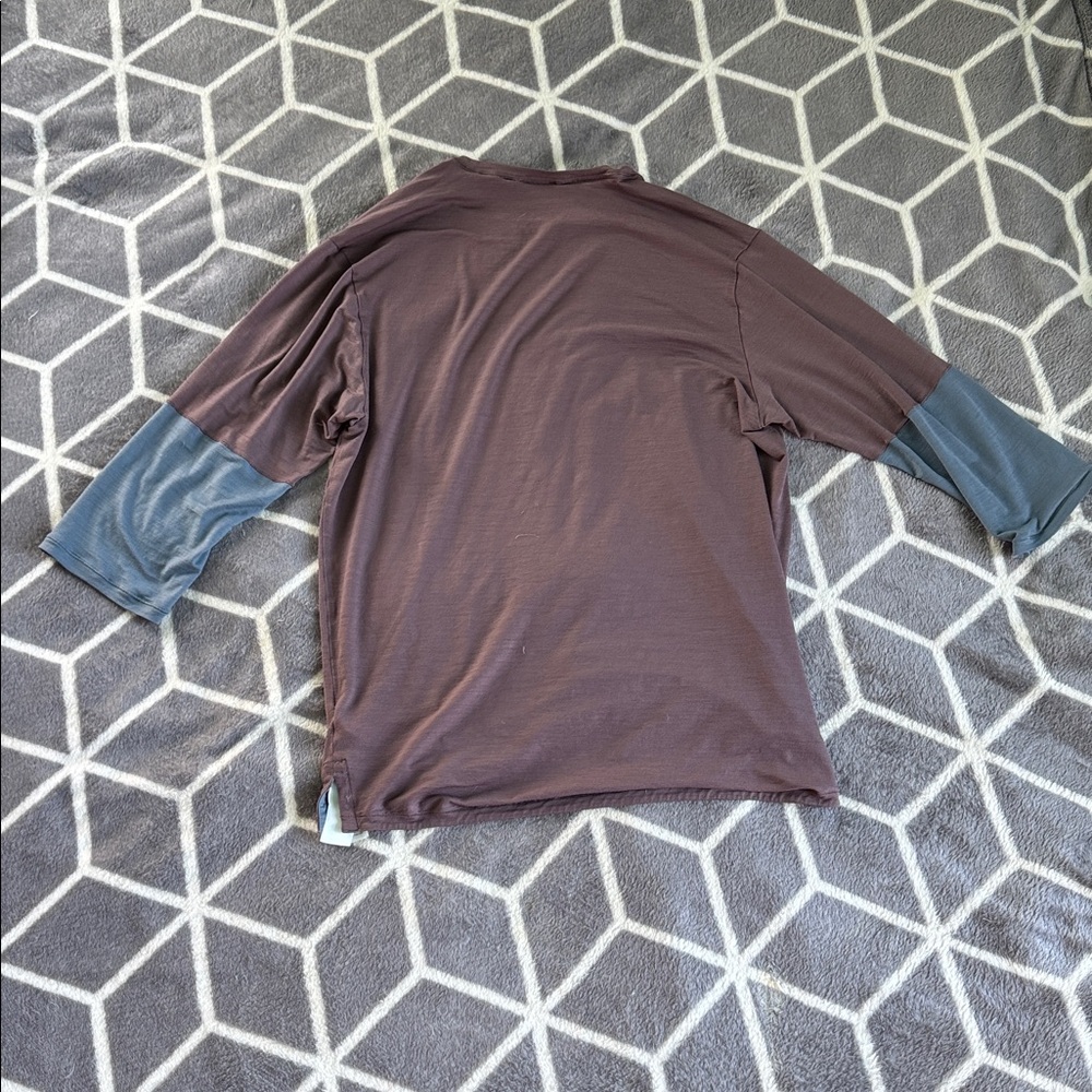 Patagonia - Merino Wool 3/4 Sleeve - Medium - Picture 2 of 7